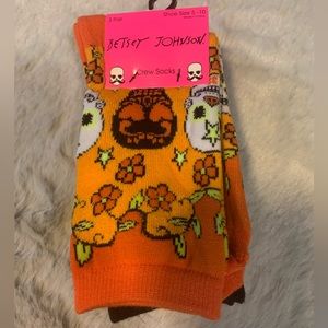 NWT 3PR Betsey Johnson Halloween Sugar Skulls Wm's Crew Socks Shoe Size 5-10